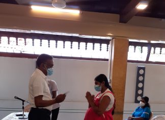 මාතර දිස්ත්රික්කයේ අඩු ආදායම් ලාභී දරුවන් 3කට වඩා සිටින පවුල් සඳහා මාසික දීමනා