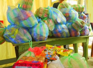 කොවිඩ් හේතුවෙන් විහාරස්ථාන 170 කට වියළි ආහාර ද්රව්ය ලබා දීම